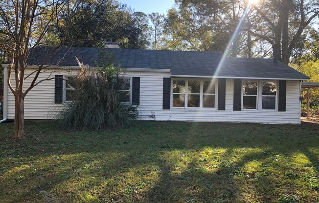 3 Bedroom 1 Bathroom home in Aiken!