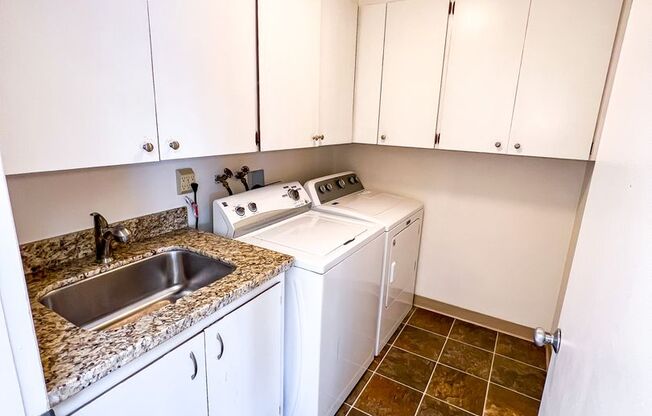 4 beds, 2 baths, 1,732 sqft, $4,595, Unit 100