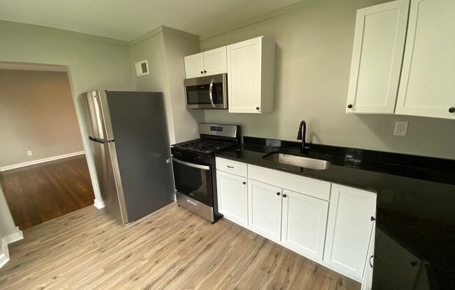 3 beds, 1 bath, $1,395