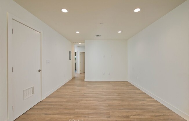 12516 SAN FERNANDO RD