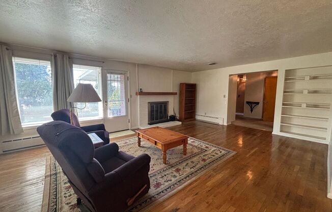 4 Bedroom 2 Bathroom