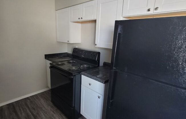 2 beds, 1 bath, 924 sqft, $865, Unit 238