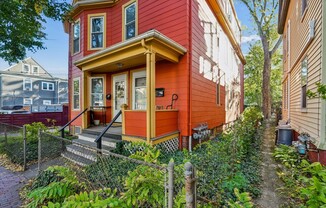 12 GLENWOOD AVE