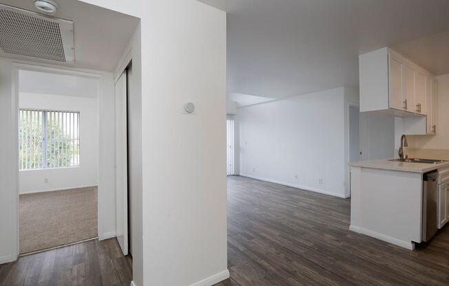 2 beds, 2 baths, 954 sqft, $2,695, Unit 321