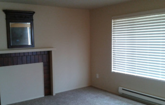 545 37 ST SE