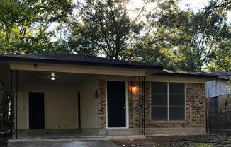 Very nice 3 bedroom/1 bath house with Central Air & Heat