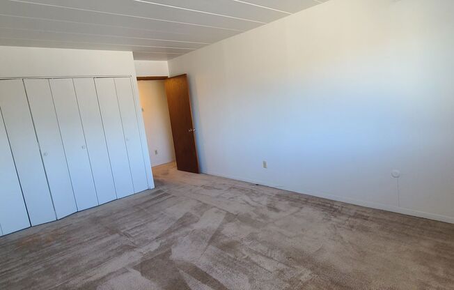 1 bed, 1 bath, 1 sqft, $995, Unit GOV - 603