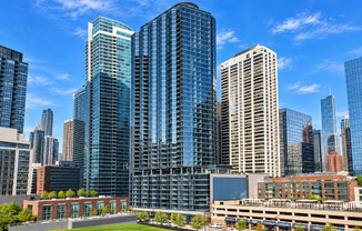 545 N Mcclurg Ct