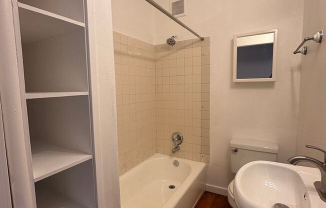 1 bed, 1 bath, $2,495, Unit 2808D - 08A