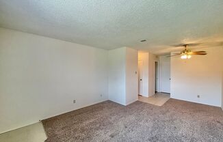 2 beds, 1 bath, 711 sqft, $725, Unit 1308 D Quail Circle