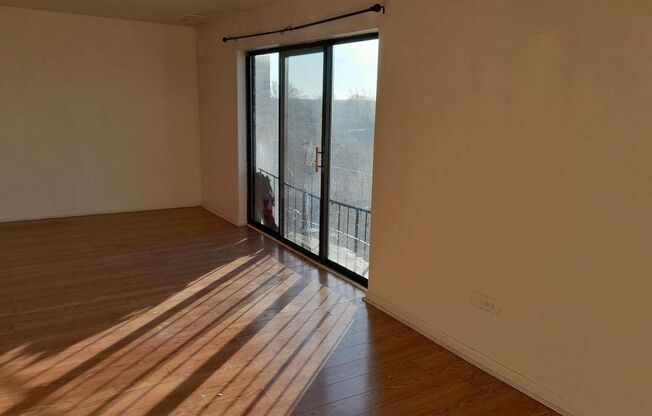 2 beds, 2 baths, 750 sqft, $1,850, Unit 2310#503