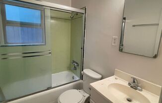 2 beds, 1 bath, $2,350, Unit 2