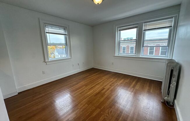 1 bed, 1 bath, 416 sqft, $1,900, Unit 105 Summer #406