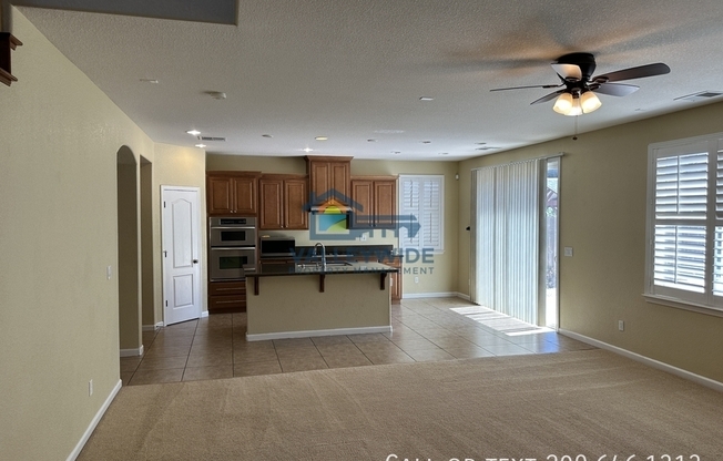 2704 ACAPULCO WAY