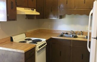 1 bed, 1 bath, 575 sqft, $925, Unit 600 Bob Little Rd #11