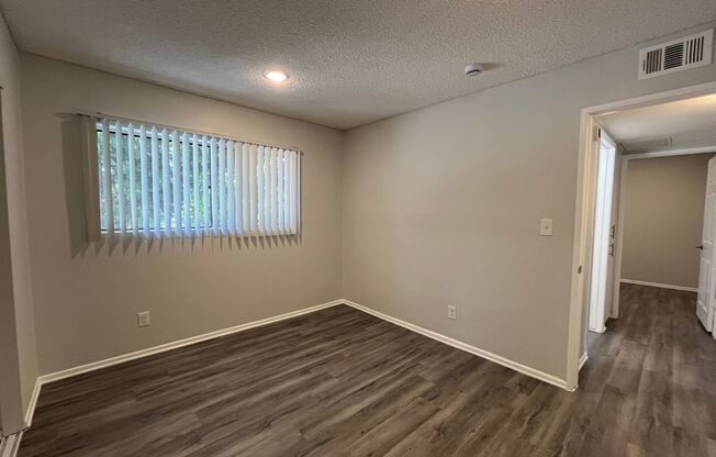 2 beds, 1 bath, 1,000 sqft, $1,898, Unit 120