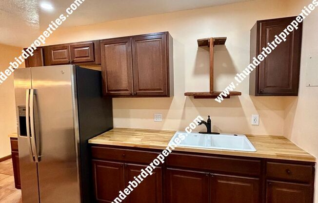 1 bed, 1 bath, 900 sqft, $1,200