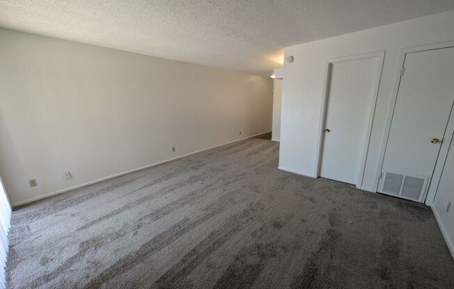 Studio, 1 bath, 480 sqft, $685, Unit 21-B
