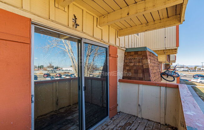 2 beds, 1 bath, 813 sqft, $1,325, Unit 6208