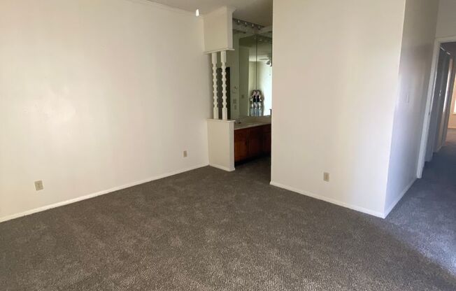 2 beds, 2 baths, 1,094 sqft, $890, Unit F03