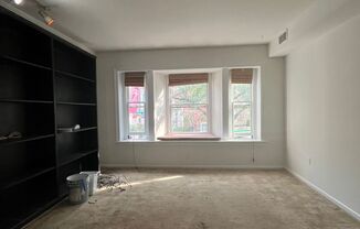 1203 Locust St