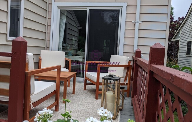 16 IVY ST