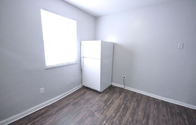 1 bed, 1 bath, $1,180, Unit 1292 D