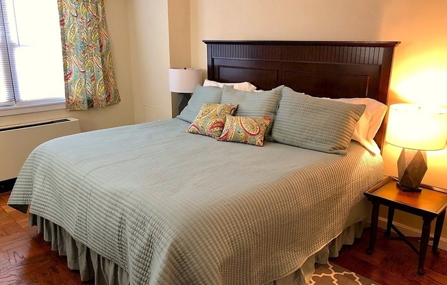 1 bed, 1 bath, 828 sqft, $3,550, Unit 6O