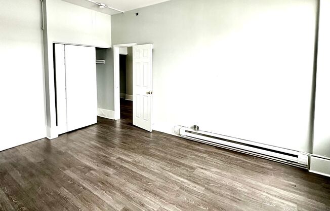 1 bed, 1 bath, 435 sqft, $1,600, Unit 1013