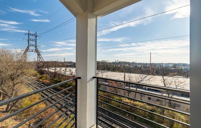 2 beds, 2 baths, 927 sqft, $1,935, Unit B220