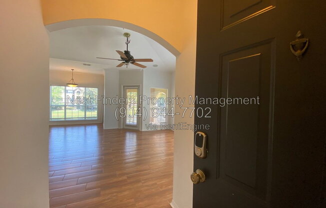 3 beds, 2 baths, 1,355 sqft, $2,000, Unit Apartment 1627