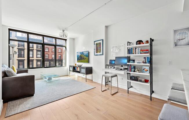 245 W 14 ST