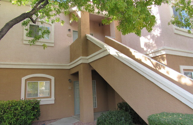 2 bed/2 bath Condo in Summerlin