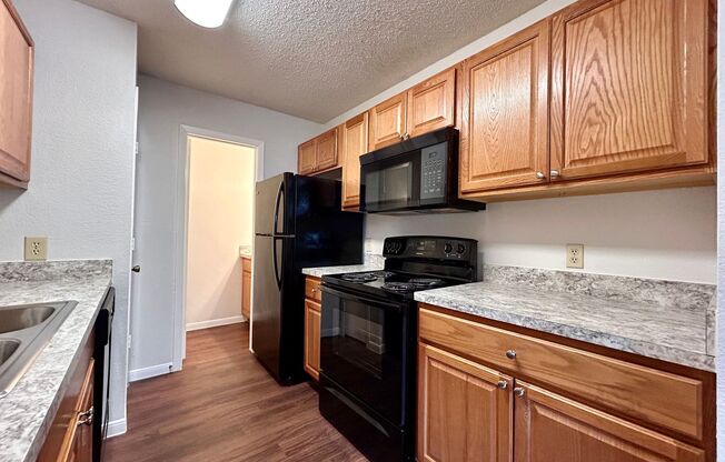 2 beds, 1.5 baths, 964 sqft, $1,375, Unit D