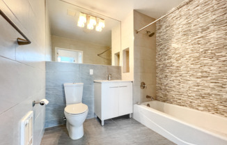 2 beds, 1 bath, $4,495, Unit 208