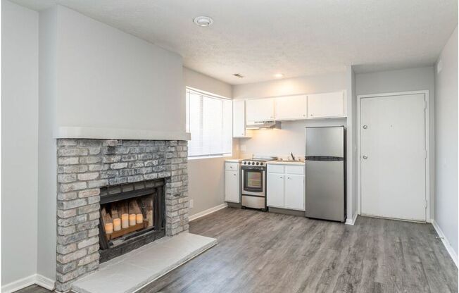 1 bed, 1 bath, 600 sqft, $795, Unit 6743-3