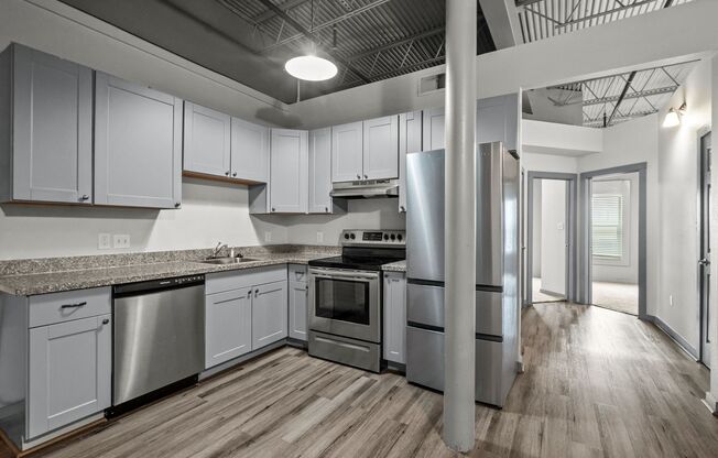 2 beds, 1 bath, 750 sqft, $1,175, Unit 219