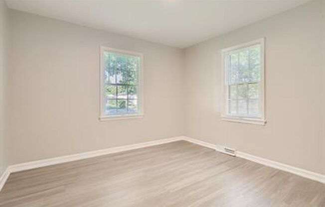 Updated 4-Bed Home, Finished Basement and Large Backyard!