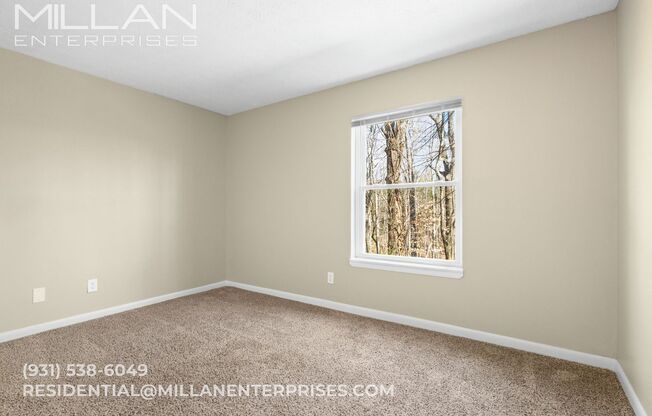 2 beds, 1 bath, 650 sqft, $1,100, Unit B-12