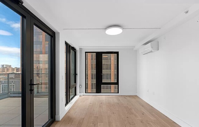 2 beds, 1 bath, $4,100, Unit 1207