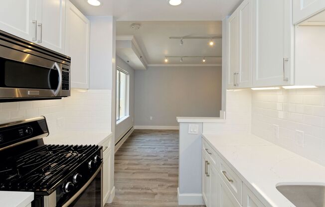 1 bed, 1 bath, 590 sqft, $2,175, Unit 308