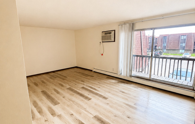 2 beds, 1 bath, 950 sqft, $1,200, Unit 1288208