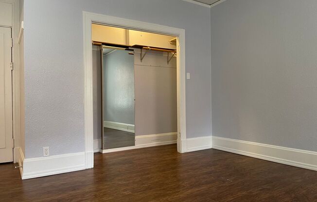 Studio, 1 bath, 240 sqft, $1,255, Unit 102
