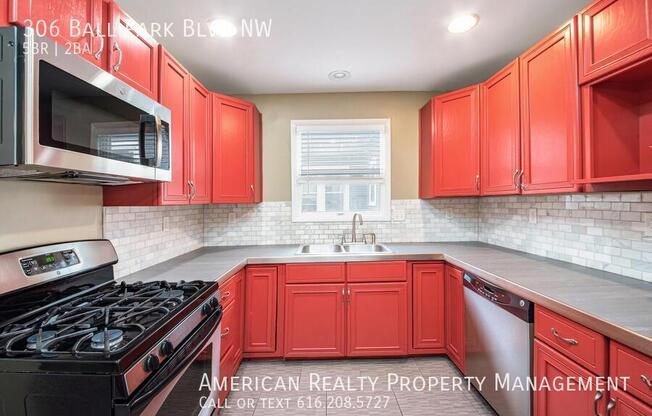 306 BALL PARK BLVD NW