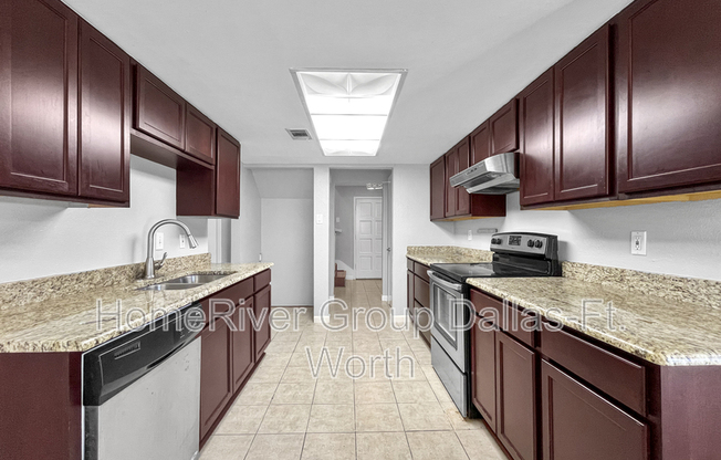 739 LOGANWOOD AVE