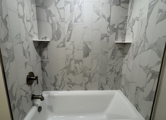 1 bed, 1 bath, 780 sqft, $3,490, Unit 208