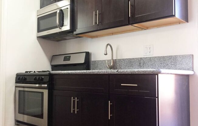 1 bed, 1 bath, 500 sqft, $2,095, Unit 302