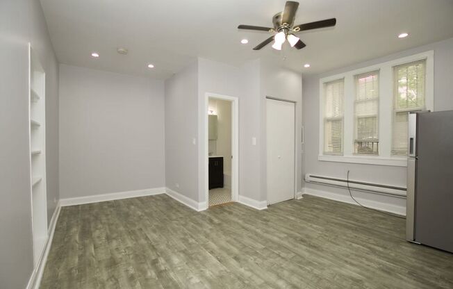 Studio, 1 bath, $995, Unit 101