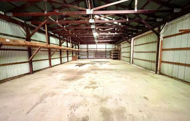 Studio, 3,300 sqft, $1,650