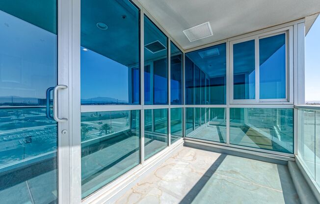 2 beds, 2 baths, $2,850